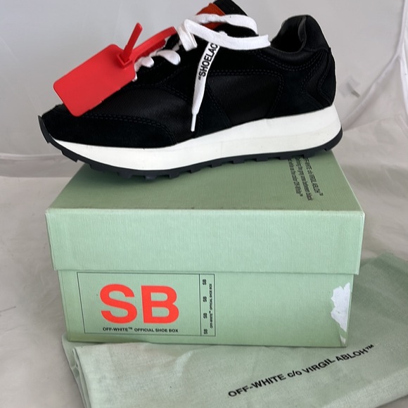 Off-White Virgil Abloh HG Runner Arrow Trainers - Picture 15 of 16